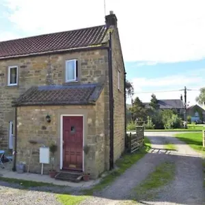 2mb-2-bedroom-stone-built-barn-stunning-location.yorkshirehotels.net/
